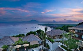 Batu Karang Lembongan Resort & Spa